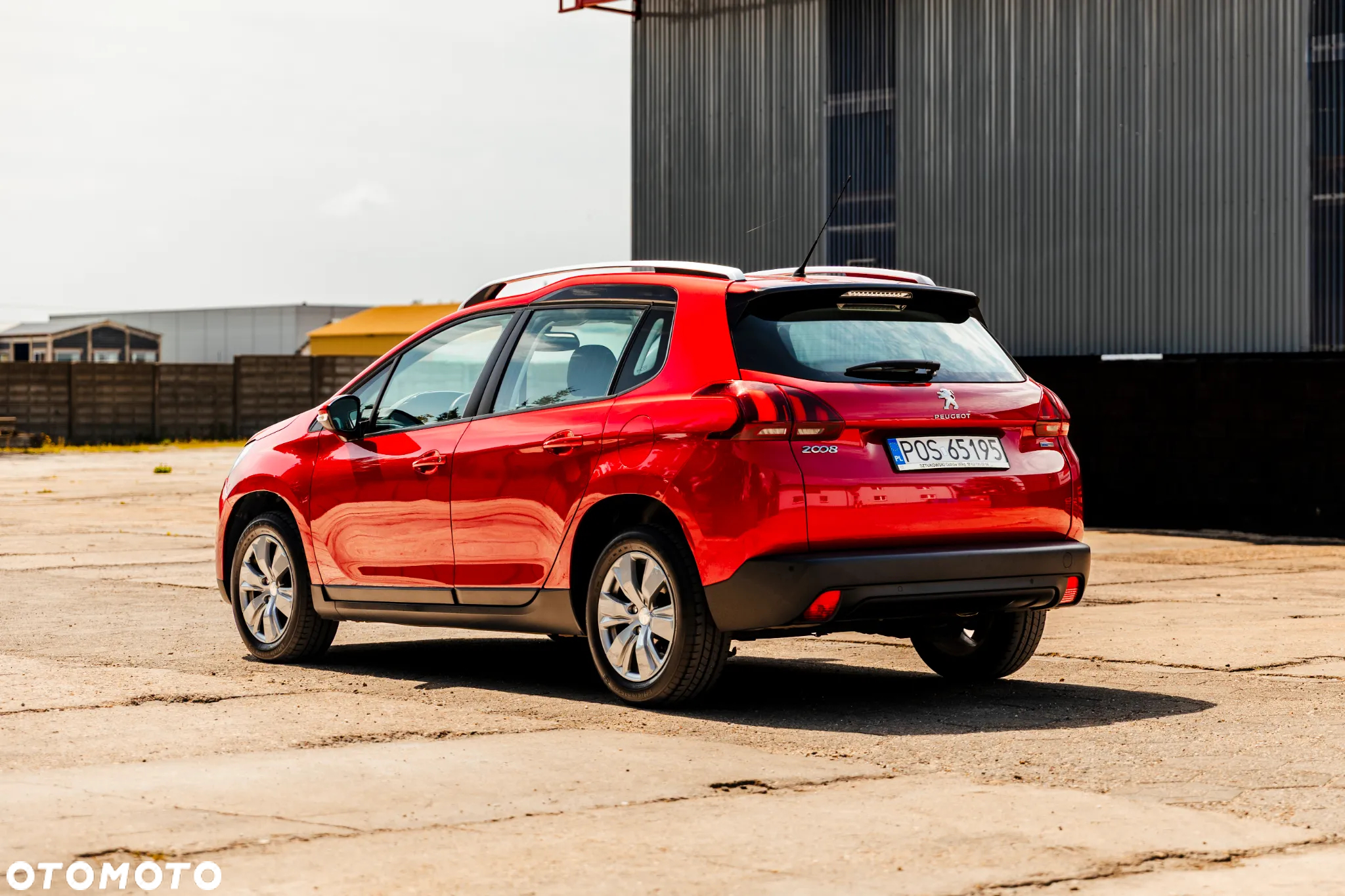 Peugeot 2008 1.2 Pure Tech Active S&S EAT6 - 7