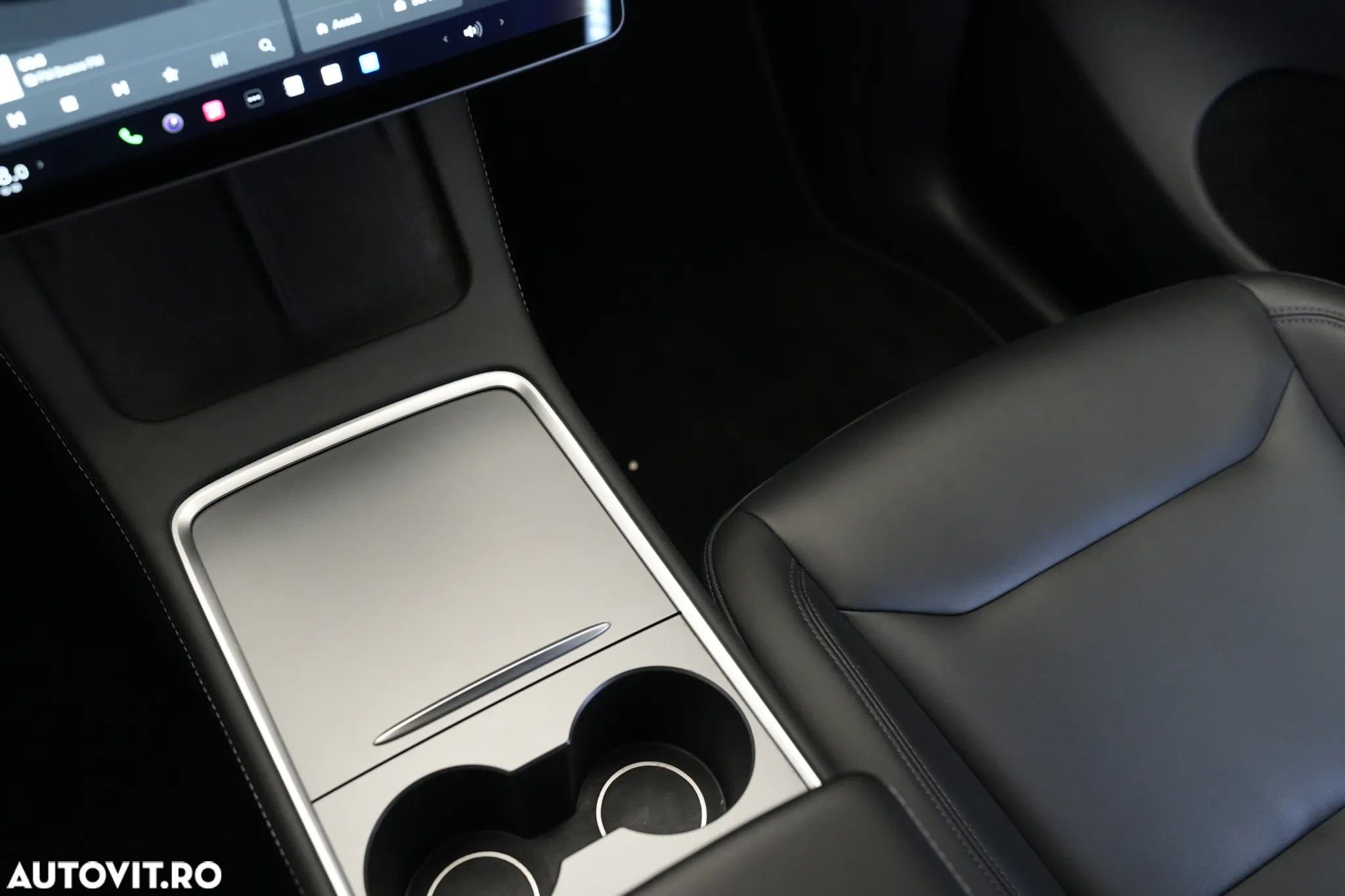 Tesla Model Y AWD Long Range - 18