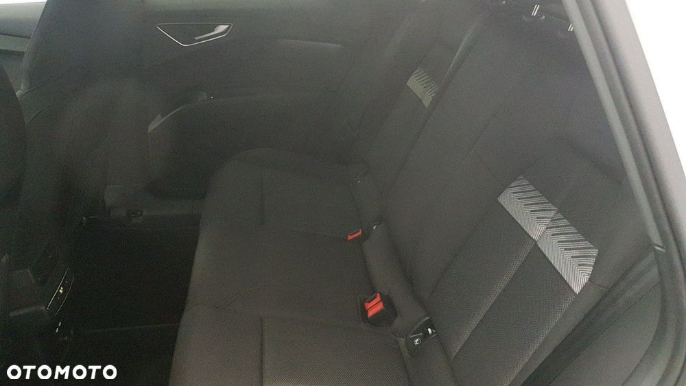 Audi Q4 e-tron - 17