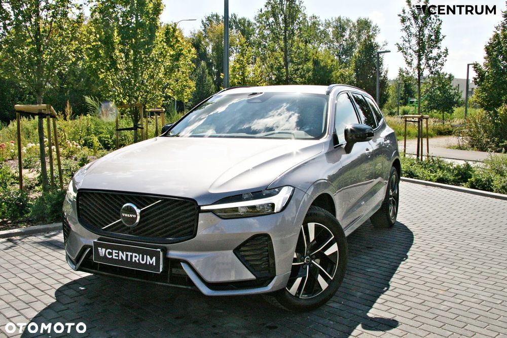 Volvo XC 60 B5 B AWD Plus Dark - 1