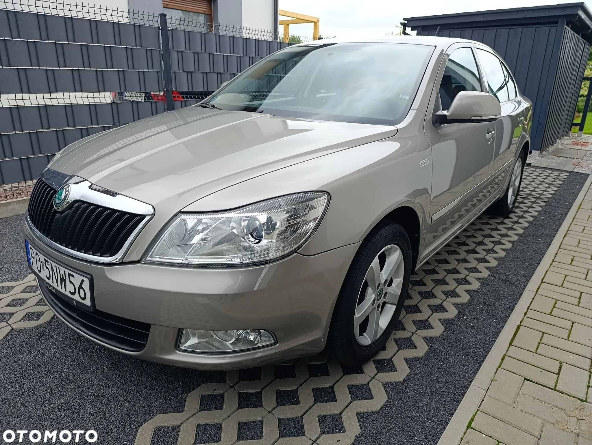 Skoda Octavia 1.6 Family - 1