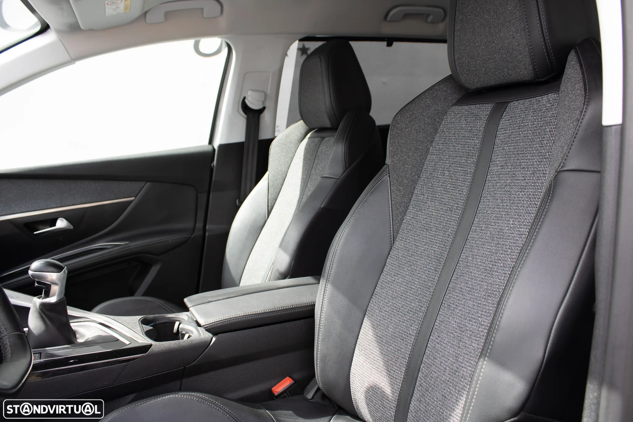 Peugeot 5008 1.2 PureTech Allure - 12