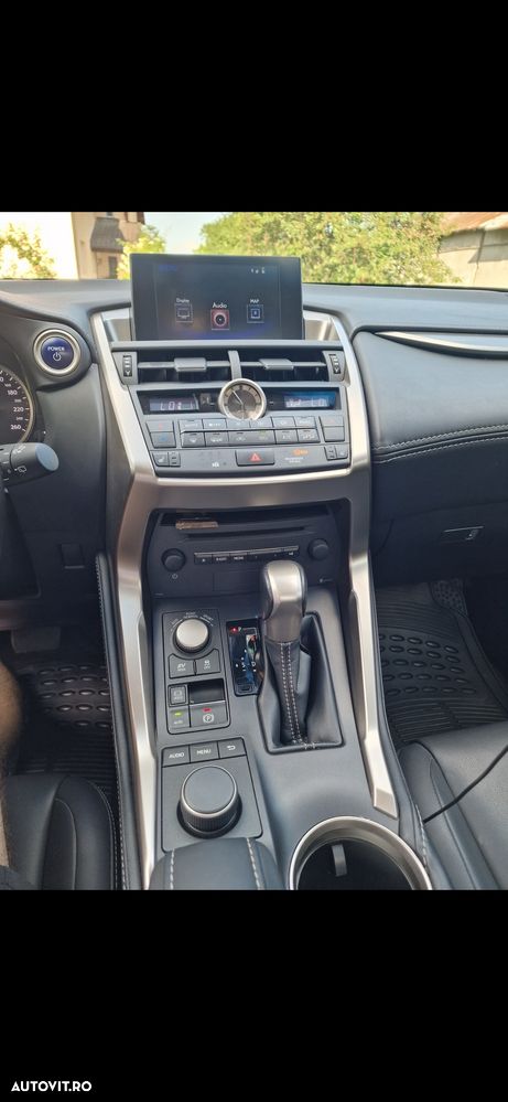 Lexus Seria NX 300h AWD Executive Plus - 13
