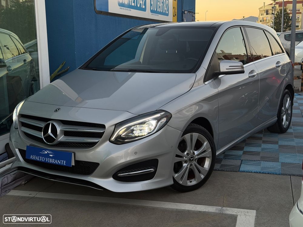 Mercedes-Benz B 180