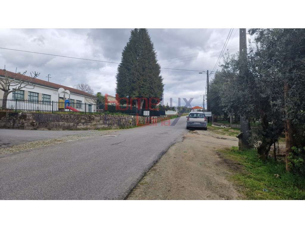 Terreno em Santiago de Besteiros - Grande imagem: 5/16