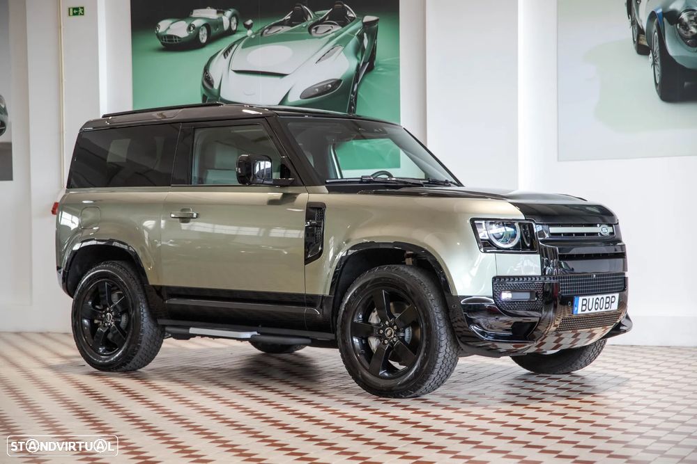 Land Rover Defender 3.0 I6 90 AWD X-Dynamic S - 1