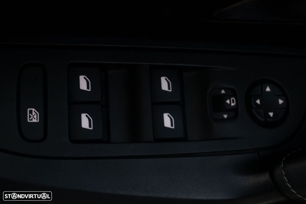 Peugeot 2008 1.5 BlueHDi GT EAT8 - 20