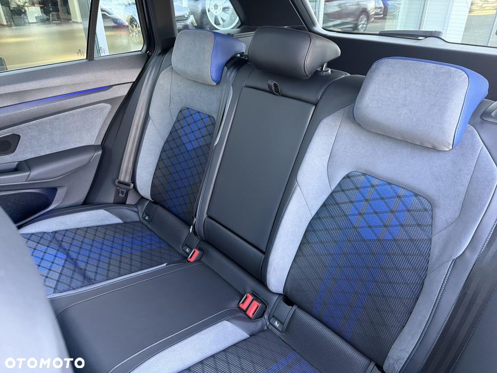 Volkswagen Golf Variant 2.0 TSI 4Motion R DSG - 16