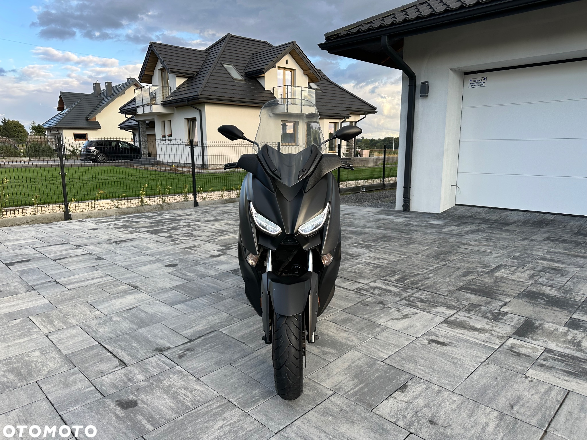 Yamaha X-max - 7