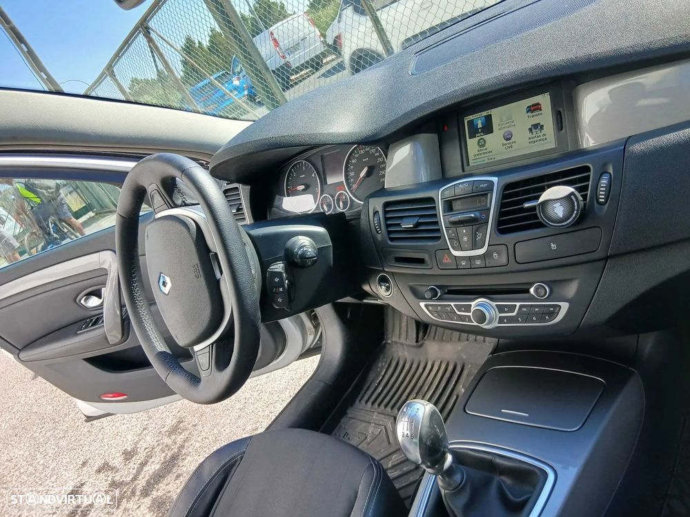 Renault Laguna Break 2.0 dCi Dynamique S 4control - 5