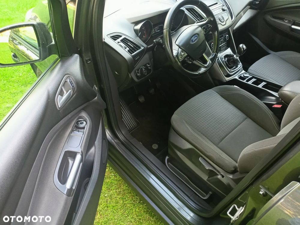 Ford C-MAX - 13