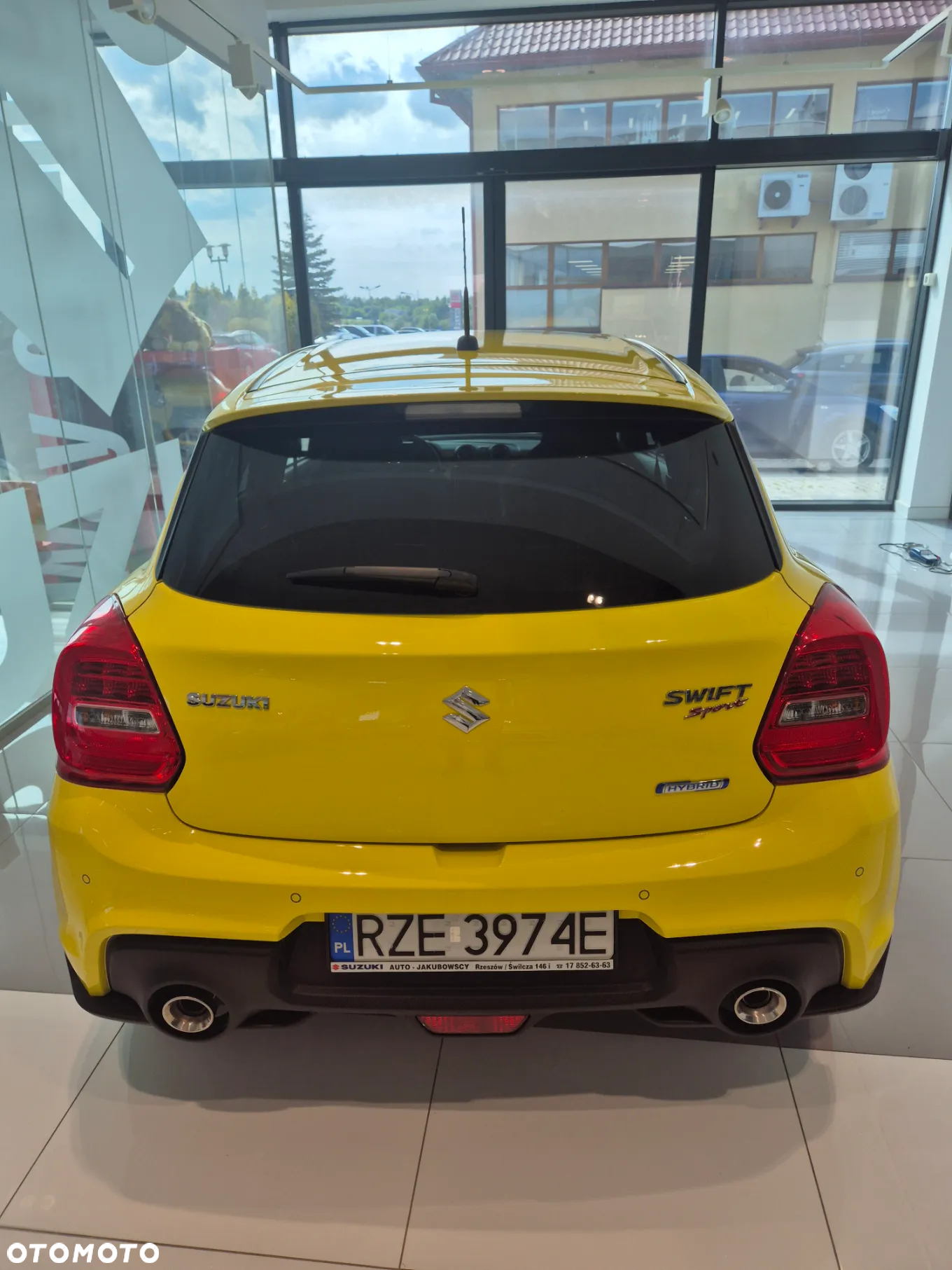 Suzuki Swift 1.4 SHVS Sport - 3