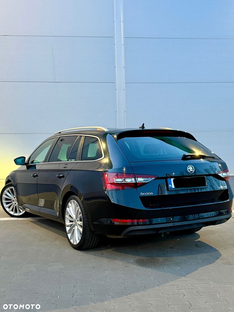 Skoda Superb 2.0 TDI DSG Style - 11