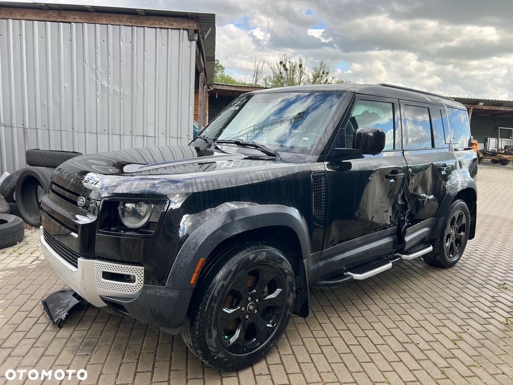 Land Rover Defender 110 P300 - 11