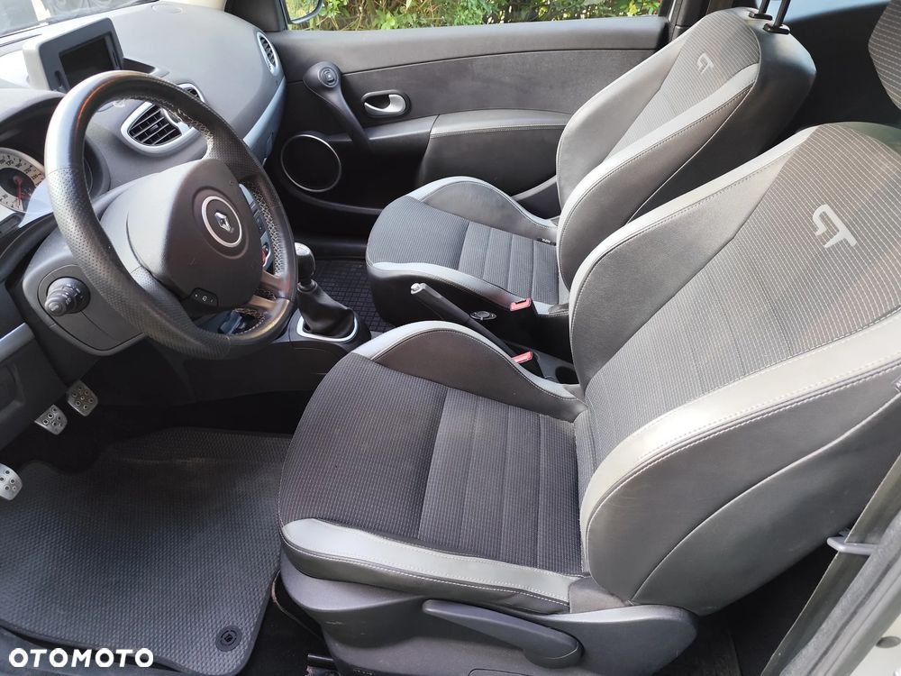 Renault Clio - 4