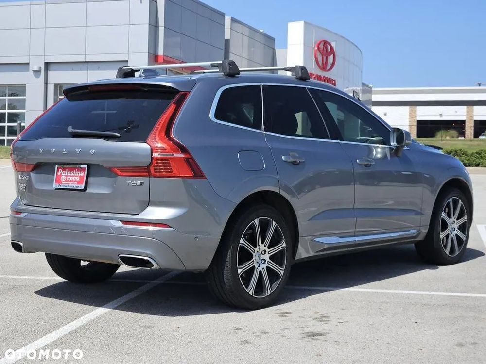 Volvo XC 60 - 4