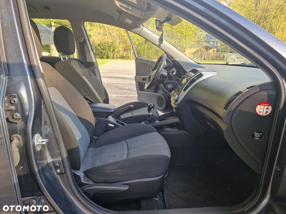 Kia Ceed 1.6 Crdi Comfort + - 9