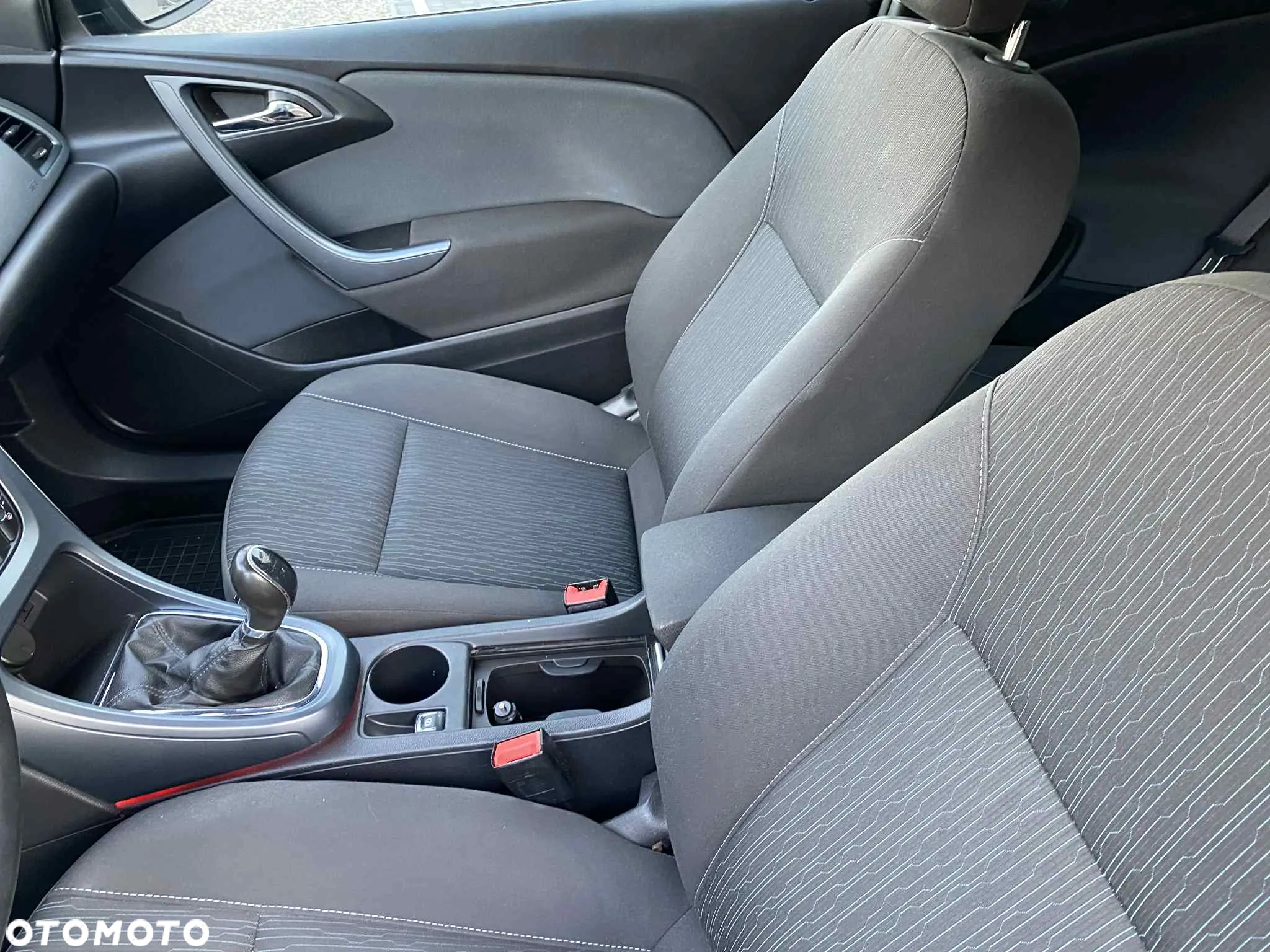 Opel Astra GTC 1.4 Turbo - 20