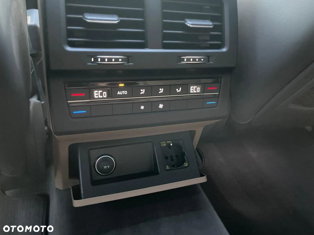 Volkswagen Touareg 3.0 V6 TDI SCR 4Mot Atmosphere - 28