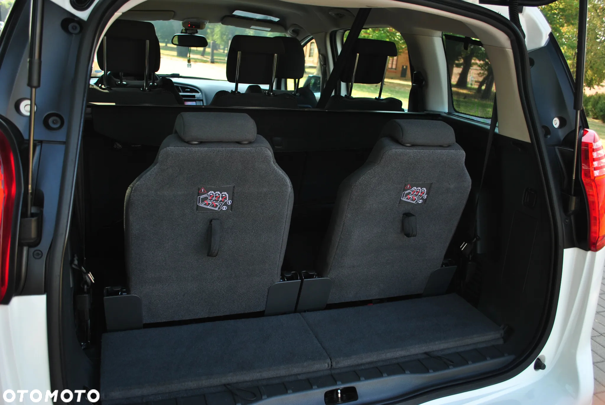Peugeot 5008 1.6 HDi Active 7os - 8