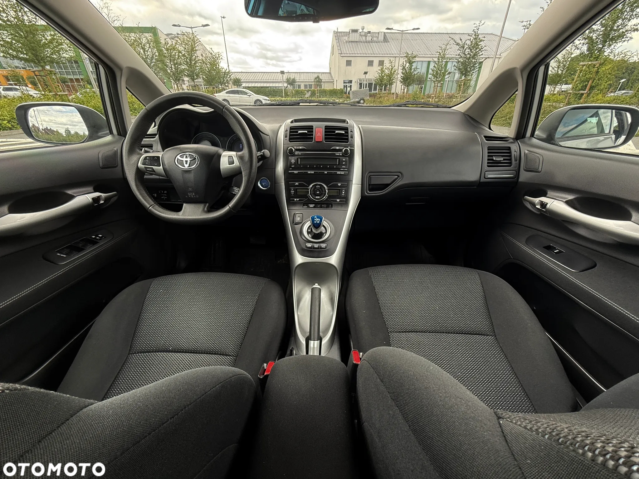 Toyota Auris 1.8 HSD Luna - 25