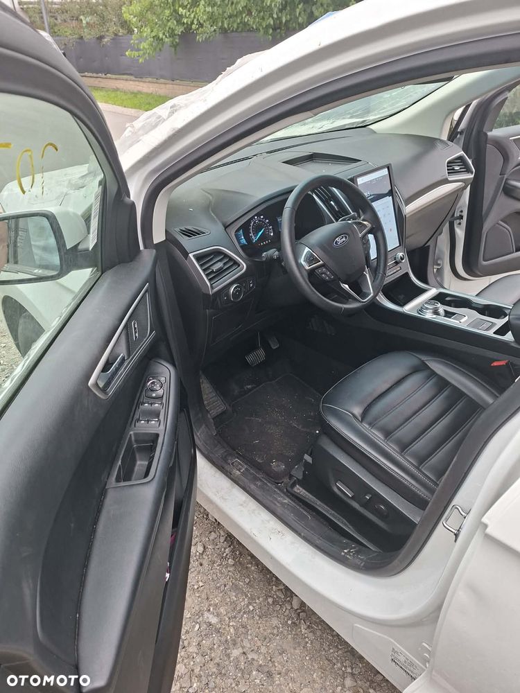 Ford Edge - 14