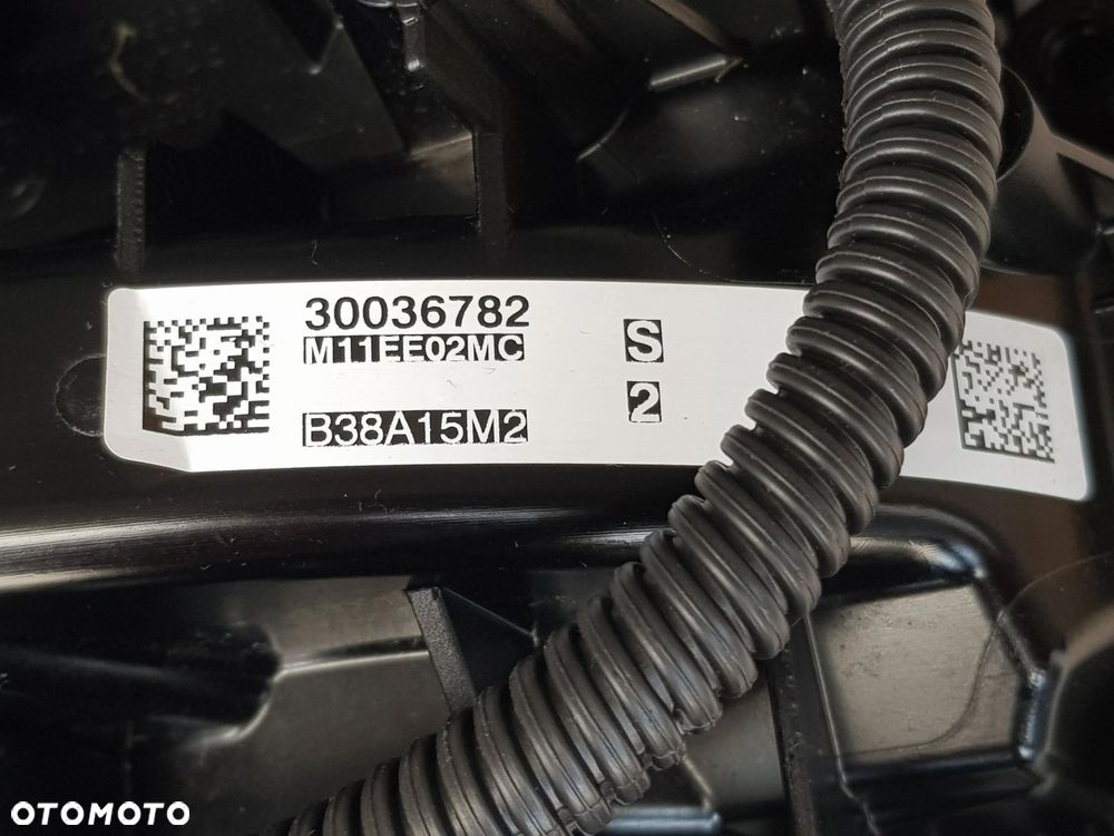 Silnik B38 B38A15P 1.5i benzyna BMW X1 U11 2 U06 - 7