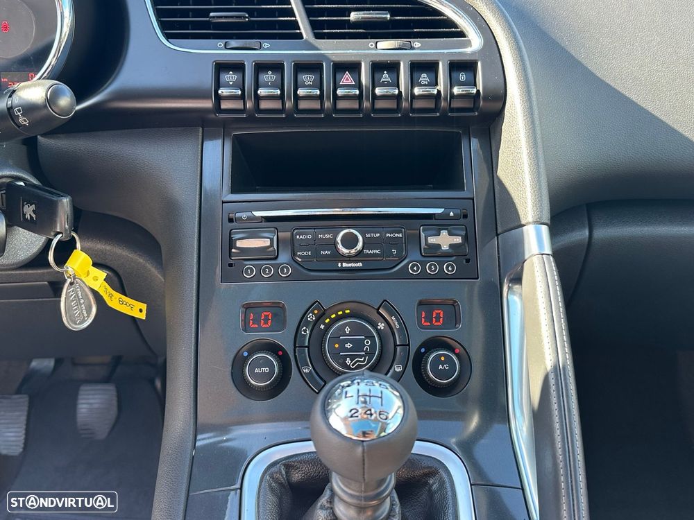 Peugeot 3008 1.6 HDi Allure - 13