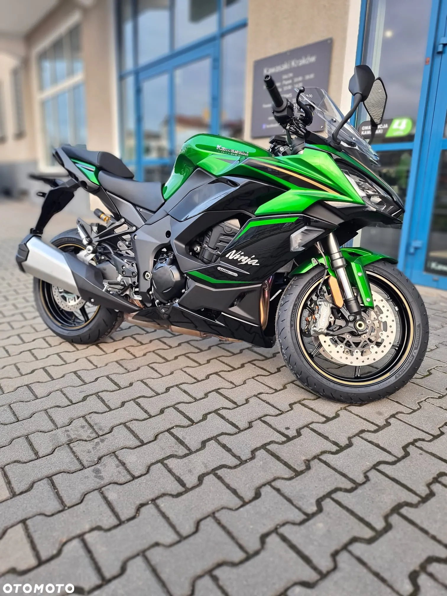 Kawasaki Ninja 1000 SX - 2