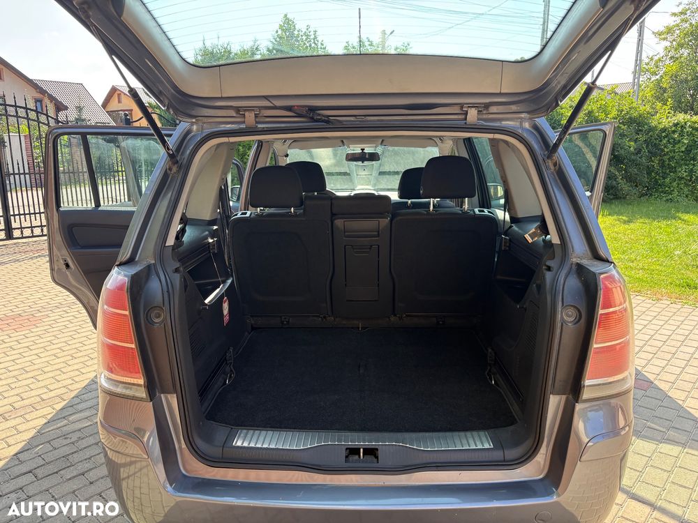 Opel Zafira 1.9 CDTI Edition - 12