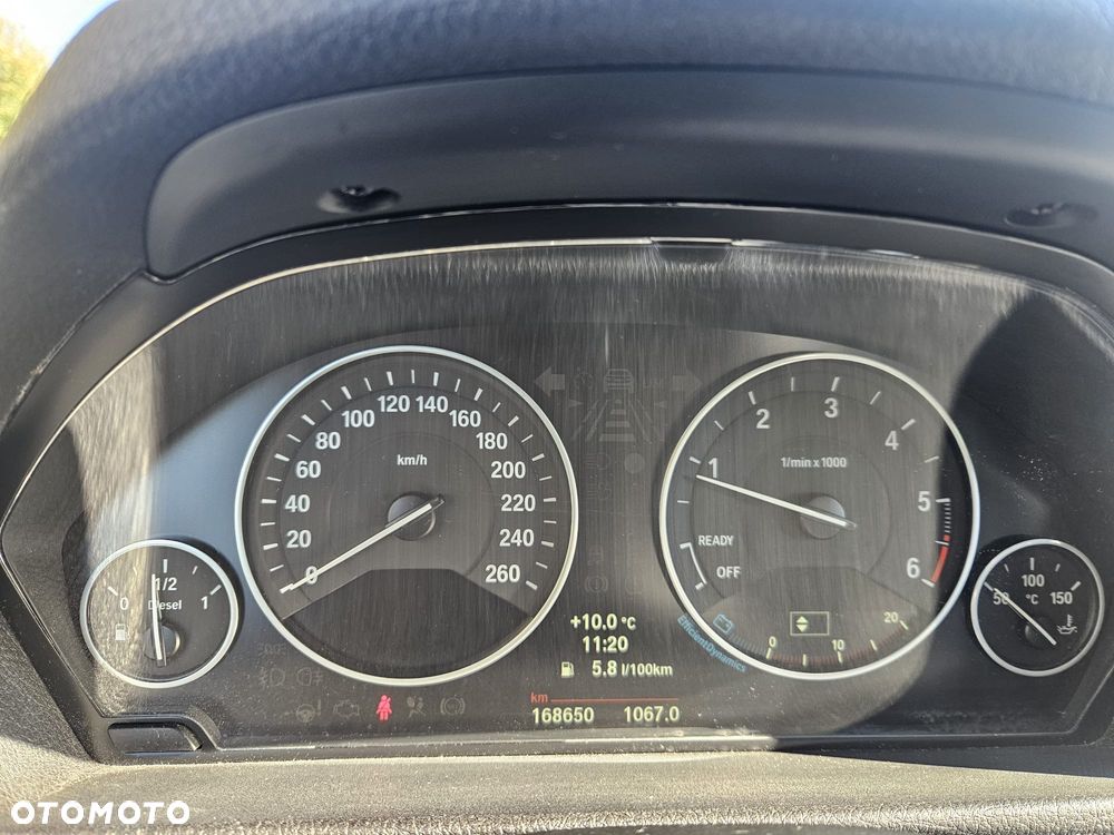 BMW Seria 3 318d - 13