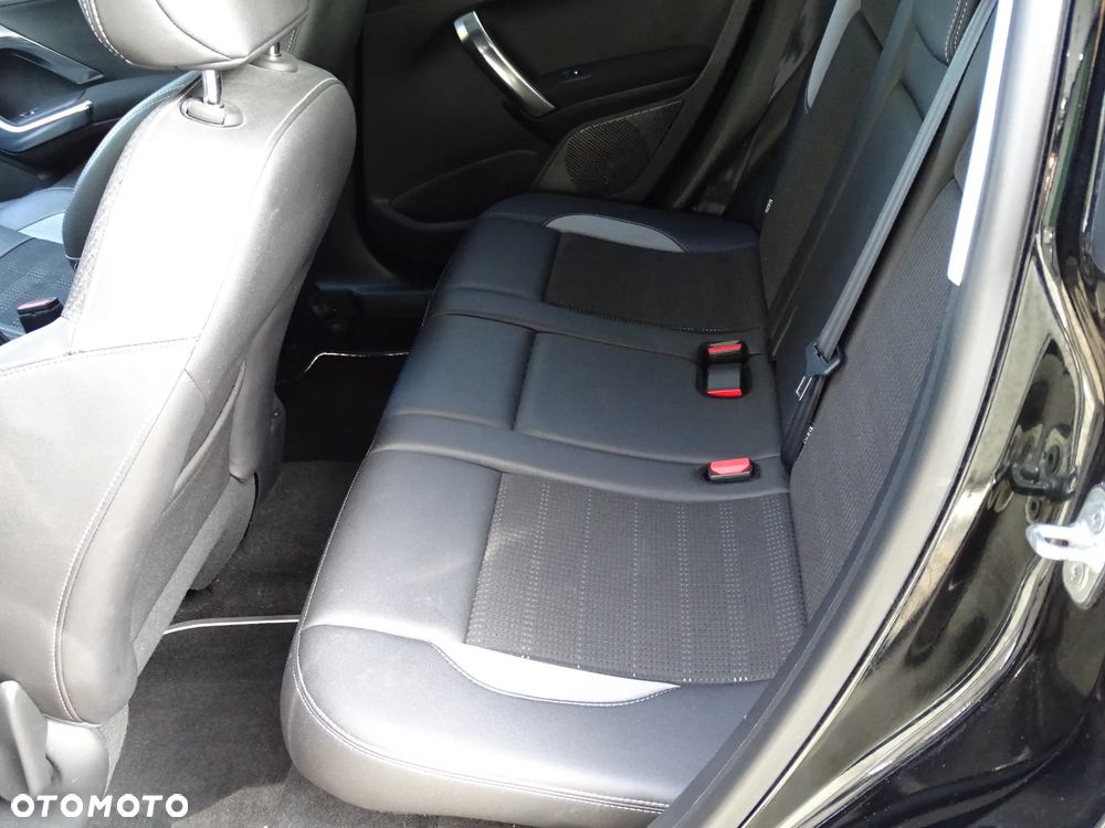 Peugeot 2008 1.6 e-HDi Allure S&S - 8
