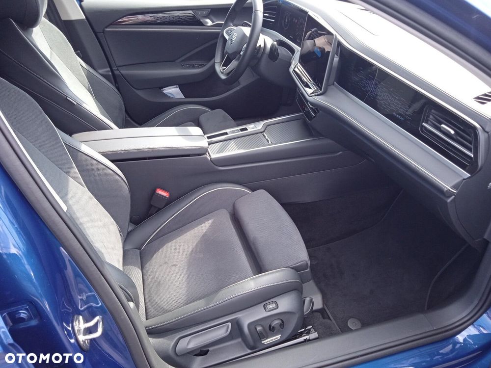 Volkswagen Passat - 16