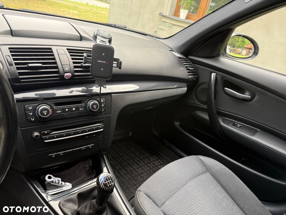 BMW Seria 1 118i - 9