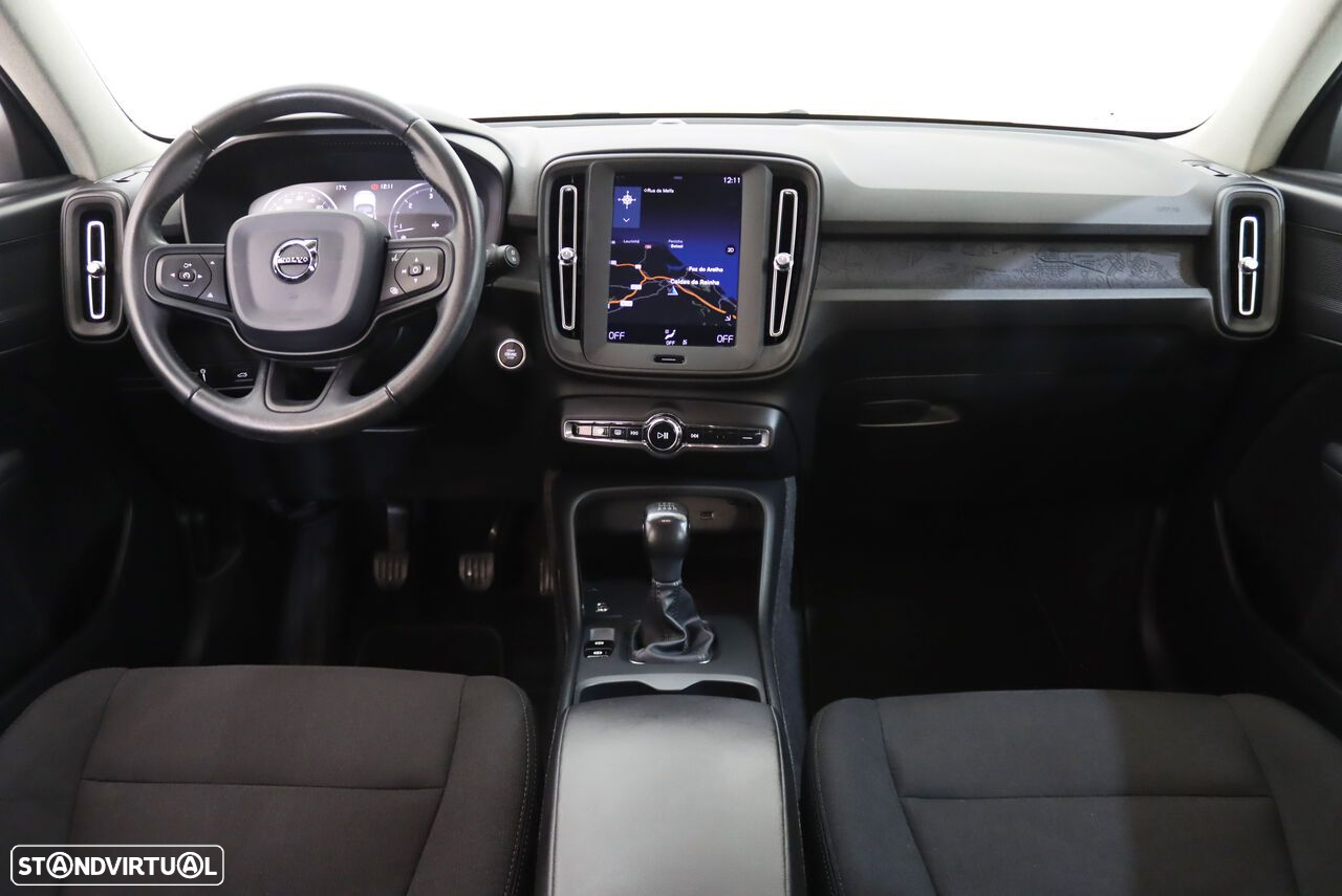 Volvo XC 40 2.0 D3 Momentum - 6