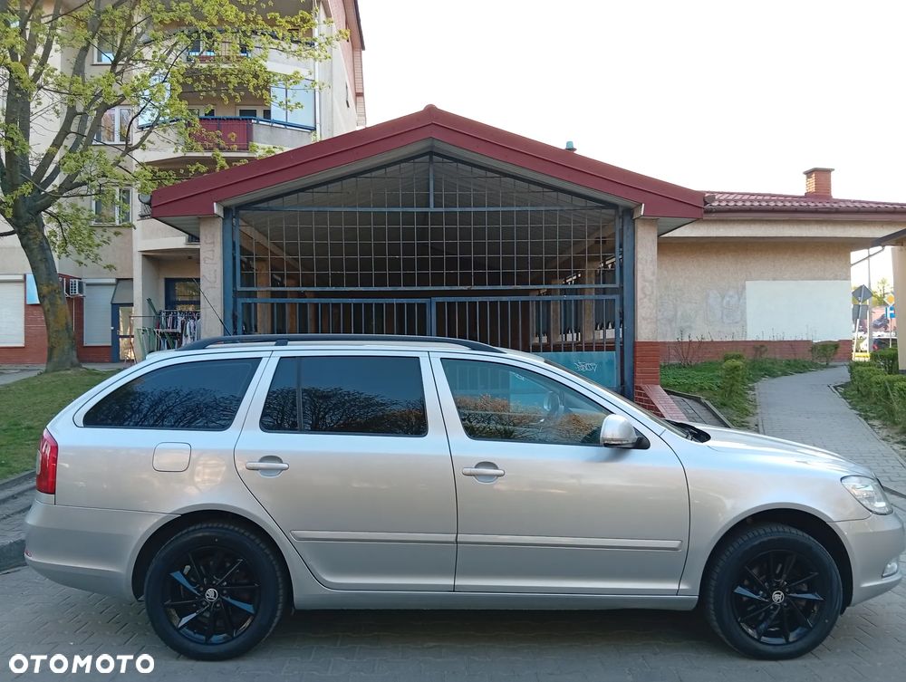 Skoda Octavia 1.6 TDI 4x4 Ambition - 19