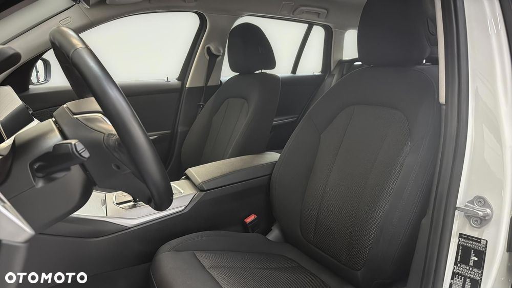 BMW Seria 3 318d MHEV Advantage - 12