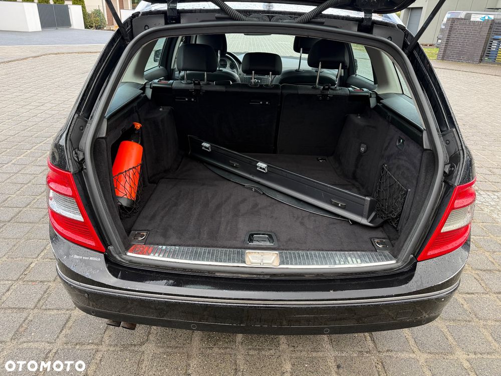 Mercedes-Benz Klasa C - 12