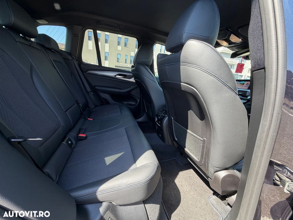 BMW X3 xDrive30e AT PHEV - 13
