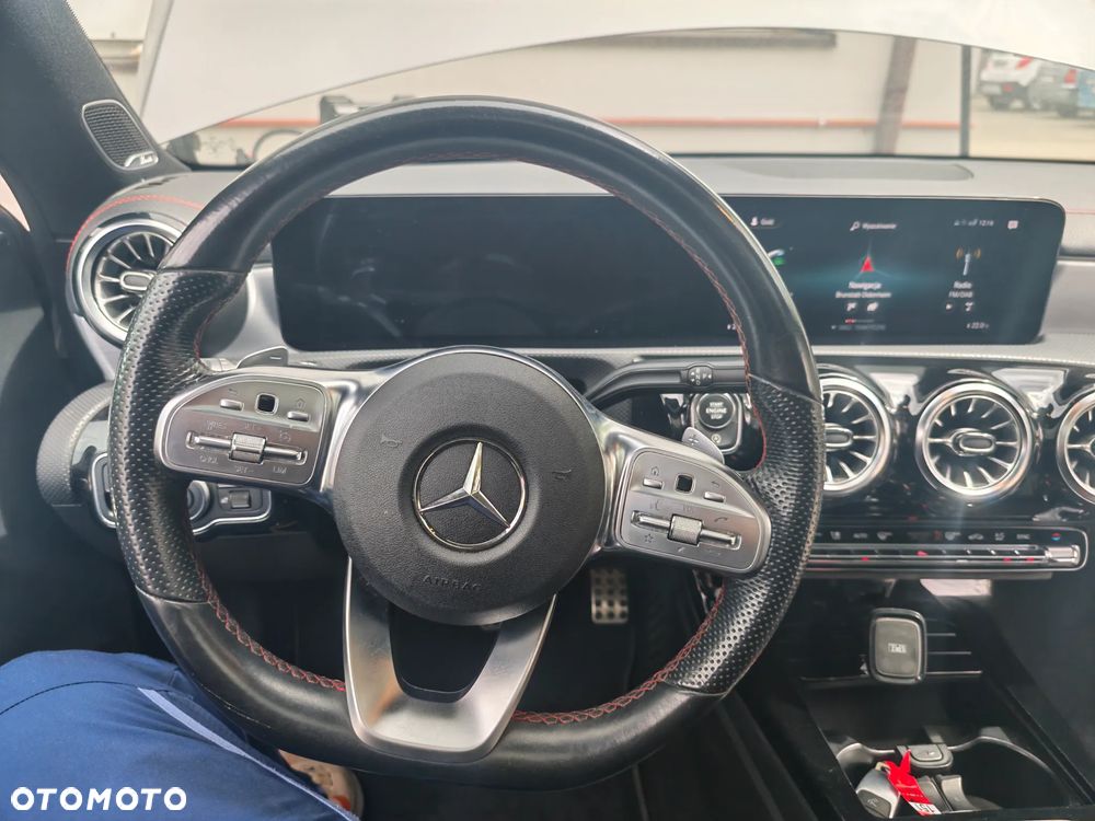 Mercedes-Benz CLA 200 d 8G-DCT AMG Line - 25