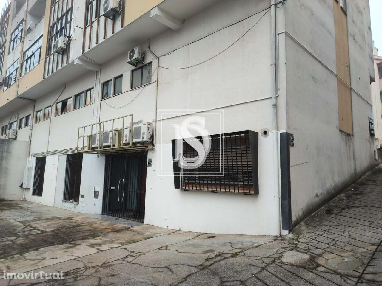 Loja para investimento com 190m2 em Torres Novas - Grande imagem: 3/10