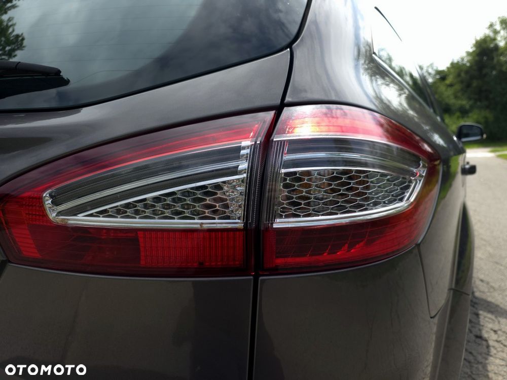 Ford Mondeo 2.0 TDCi Titanium - 32