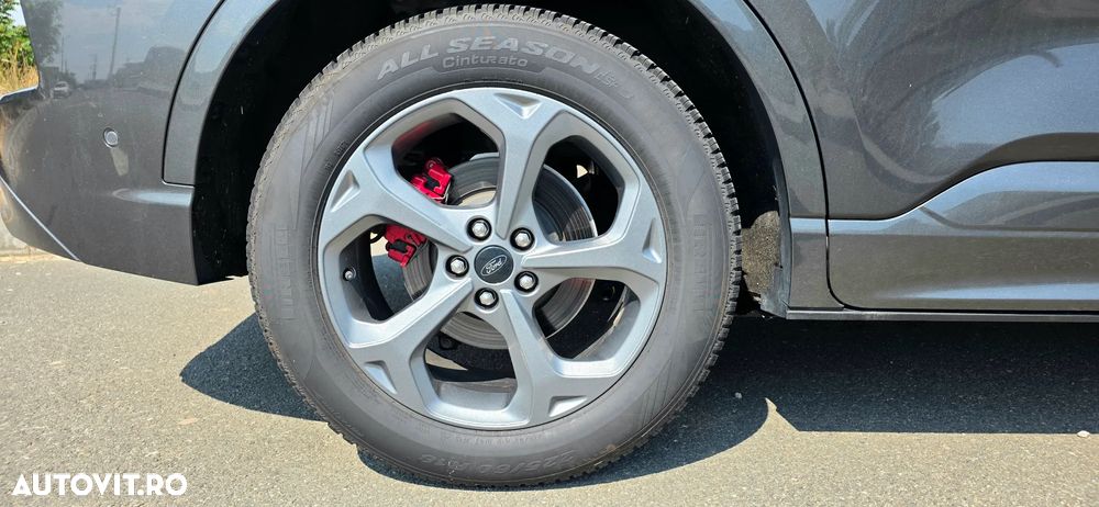 Ford Kuga - 8