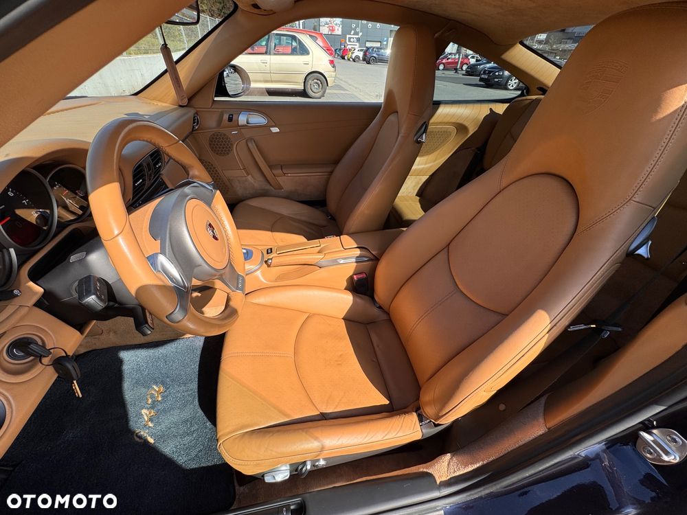 Porsche 911 - 18