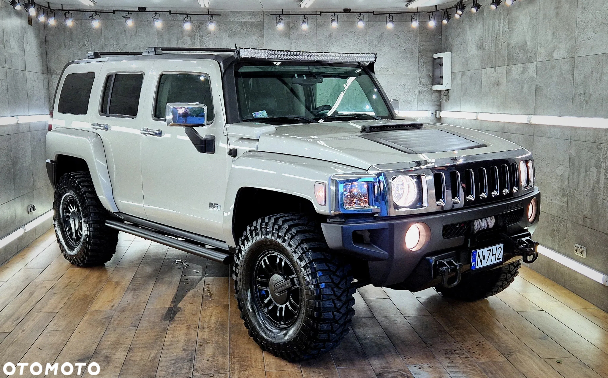 Hummer H3 Alpha - 31