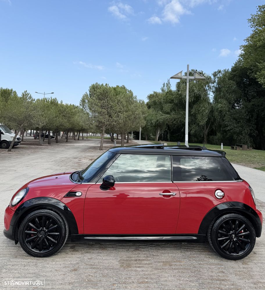 MINI 3 Portas Cooper D - 4