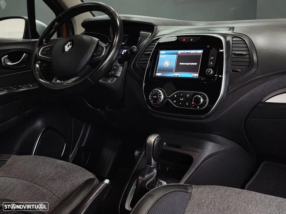 Renault Captur 1.5 dCi Exclusive EDC - 46