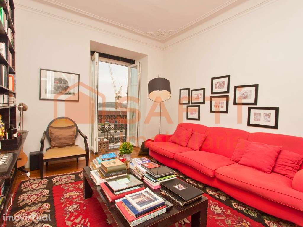 T2 com Vista Deslumbrante para o Tejo - Grande imagem: 2/15