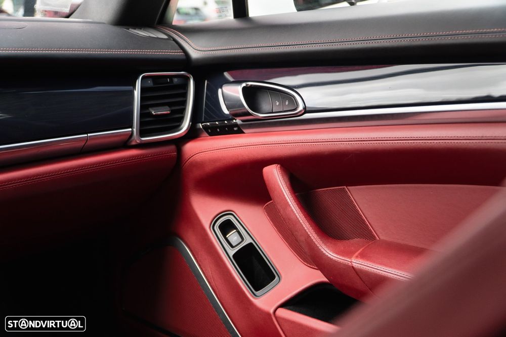 Porsche Panamera Edition - 21