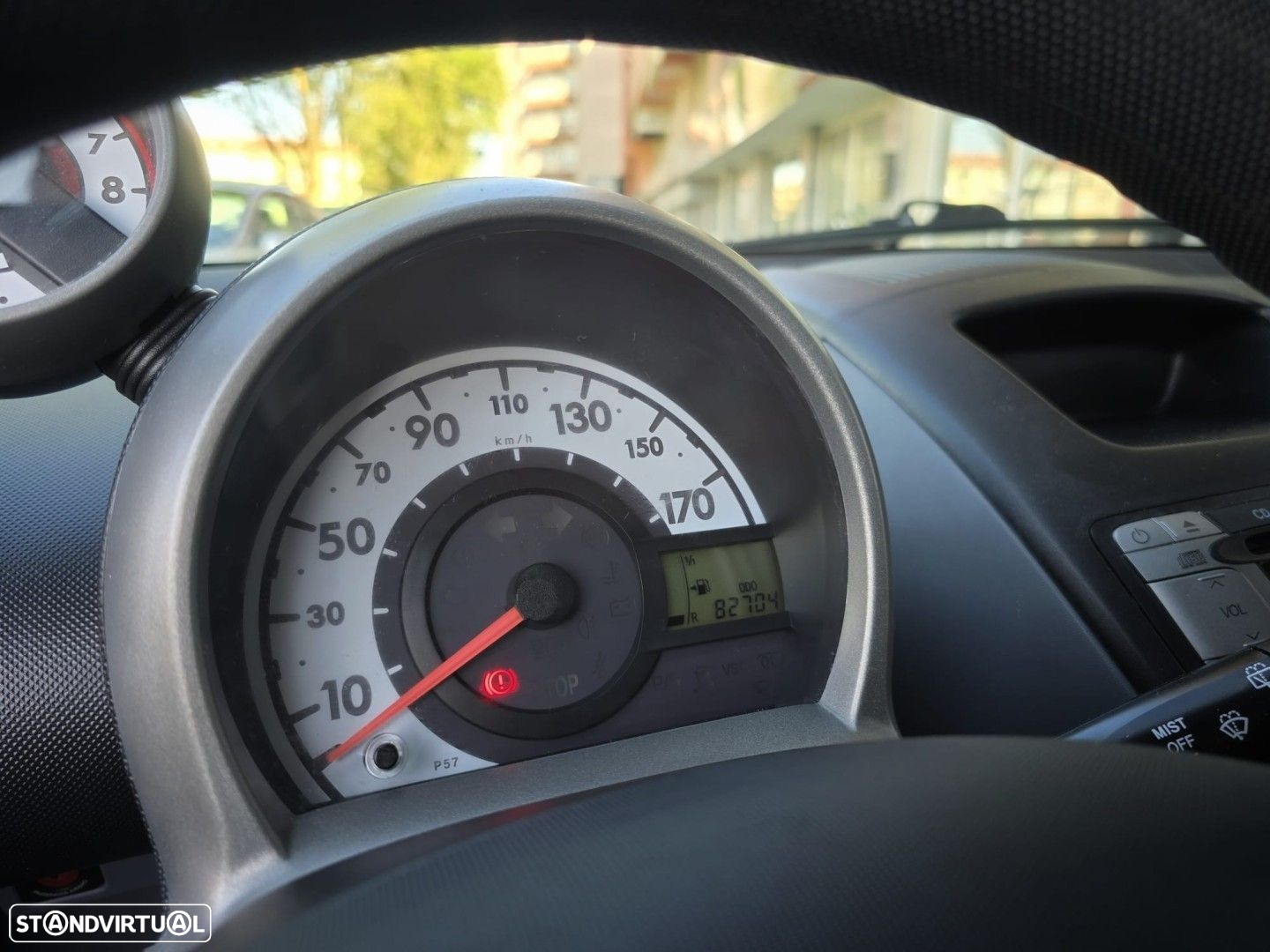 Peugeot 107 1.0 Style - 9